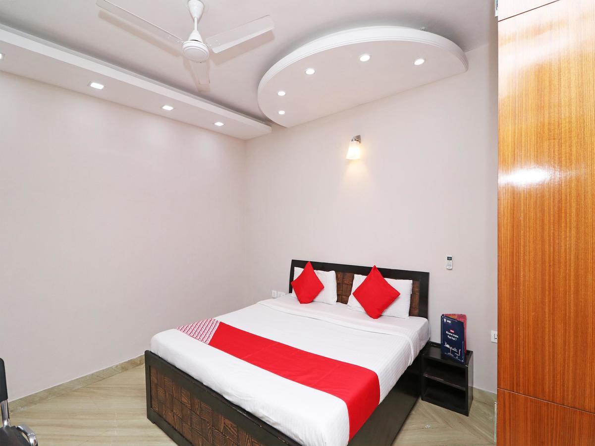 Oyo 13059 Ruby Residency Guest house Gurgaon