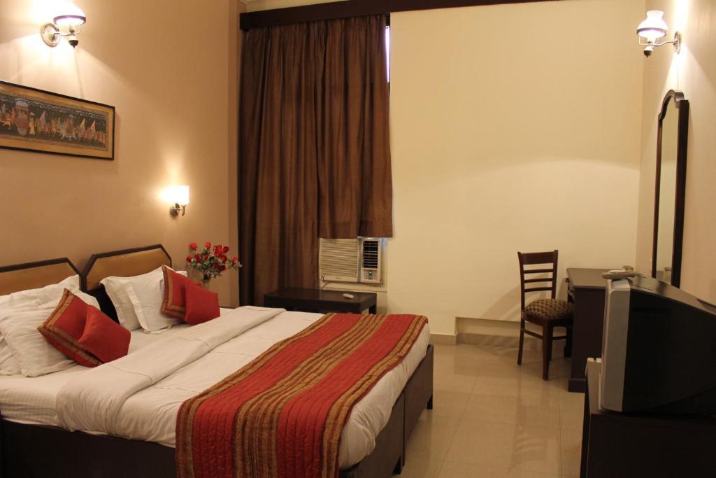 Doves Hotel 2*