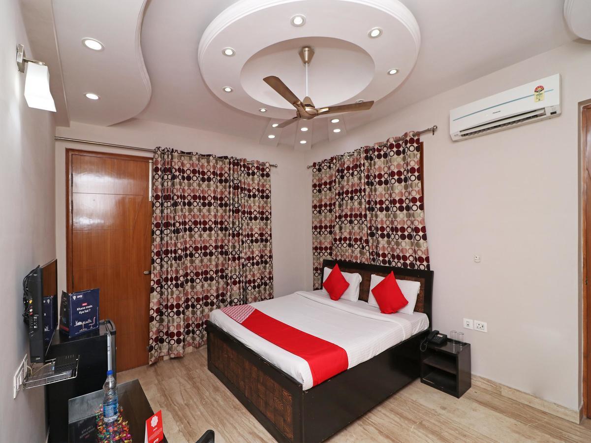 Guest house Oyo 13059 Ruby Residency *