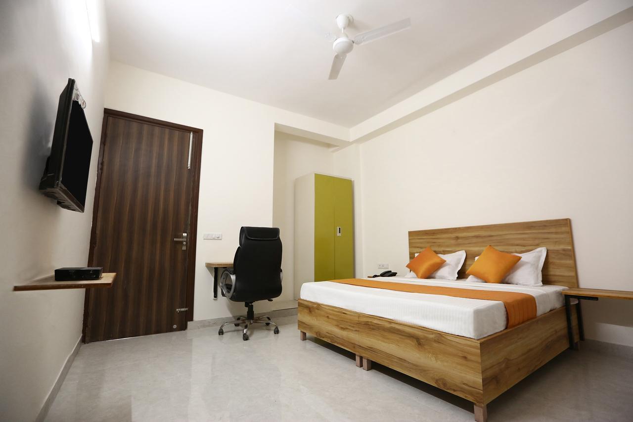 Hotel Fabhotel Horizon Sohna Road 3*