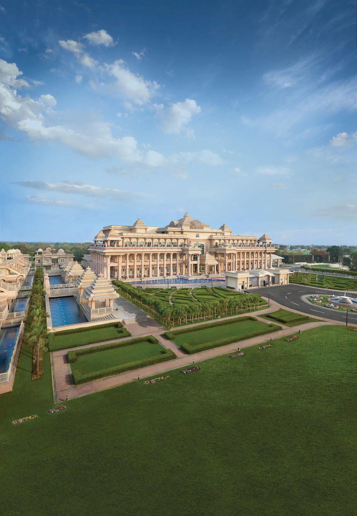 Itc Grand Bharat 5*