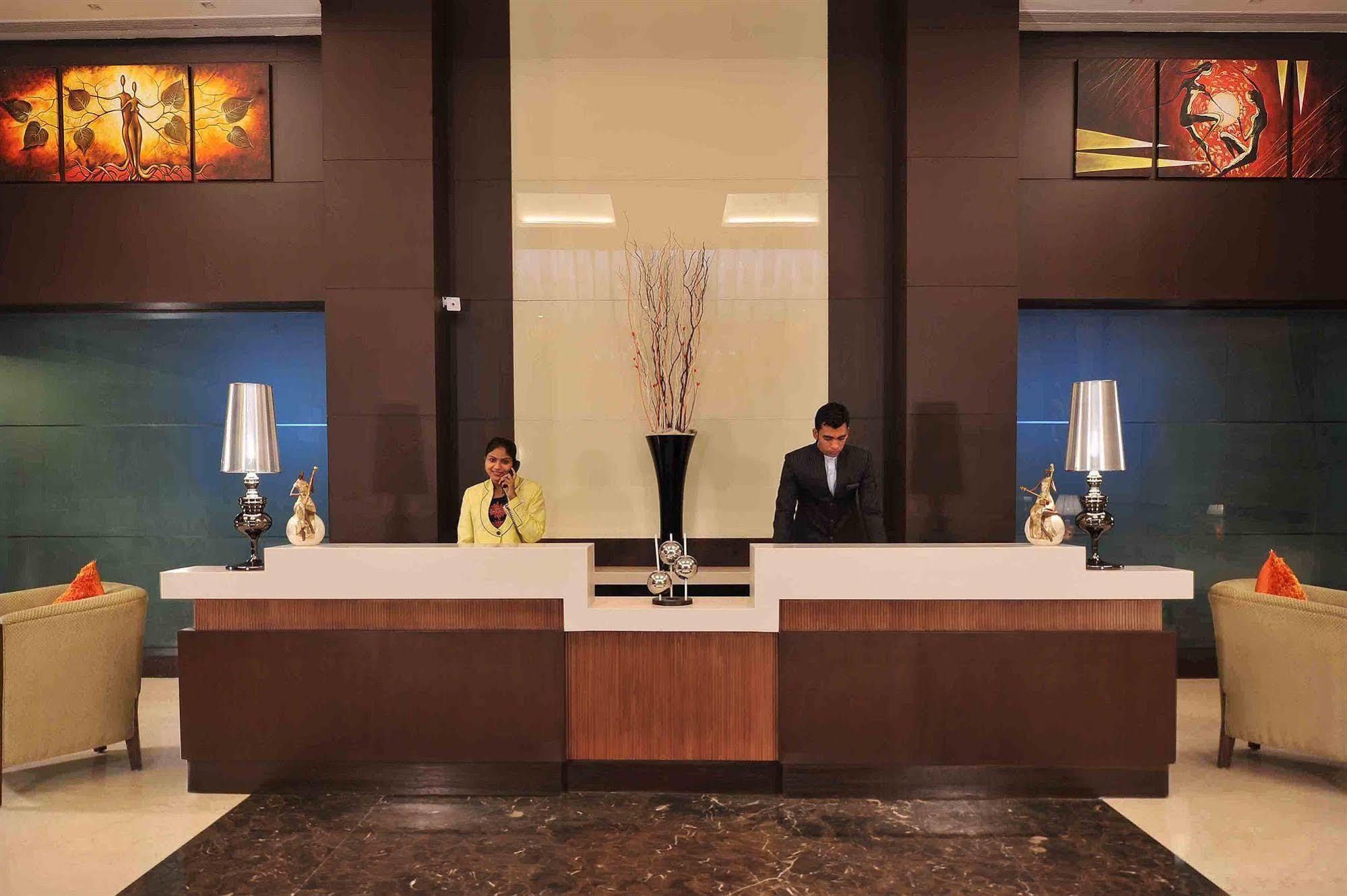 Country & By Radisson, Gurugram Sector 12