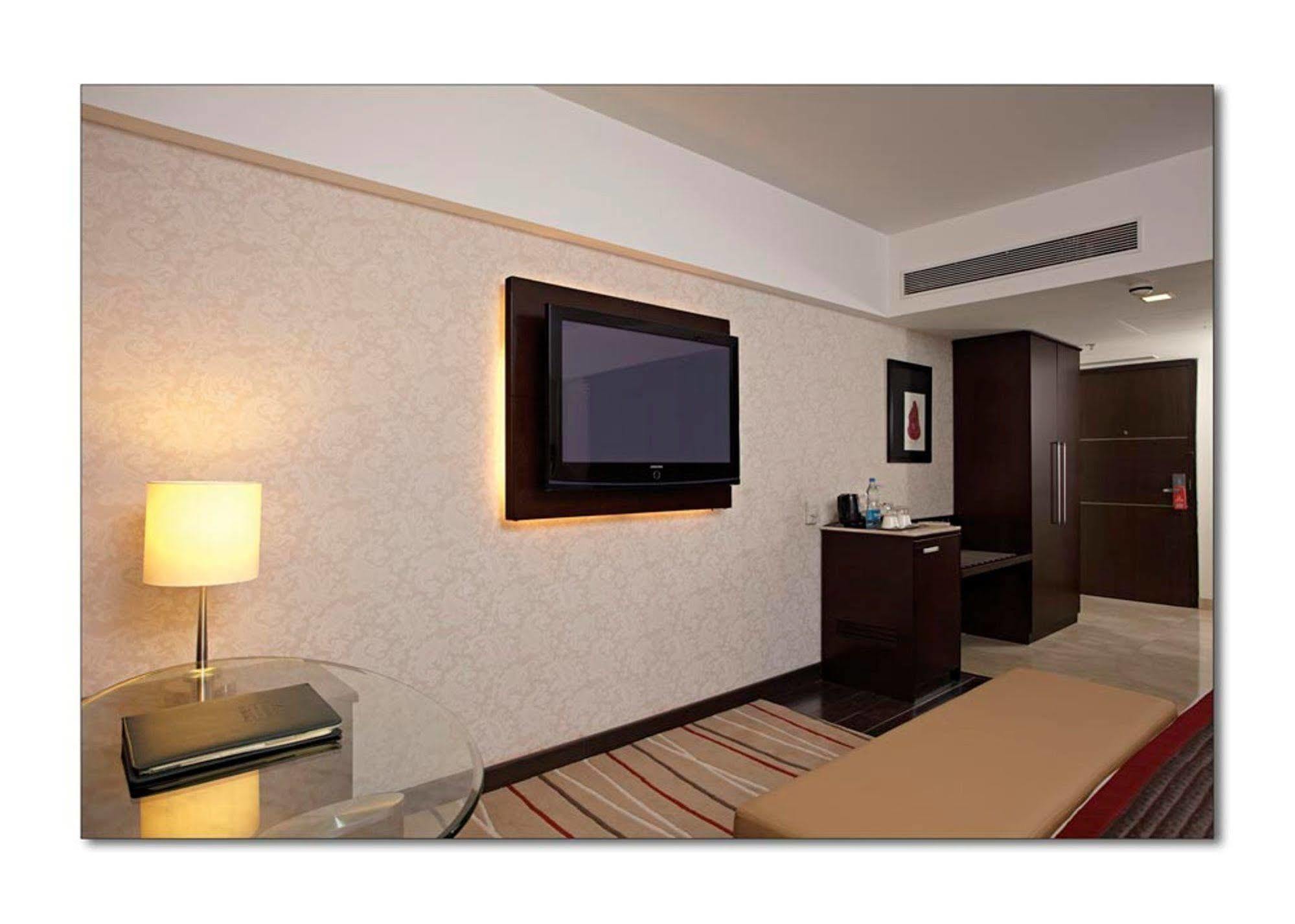 Radisson Sector 29 Gurugram 5* Gurgaon