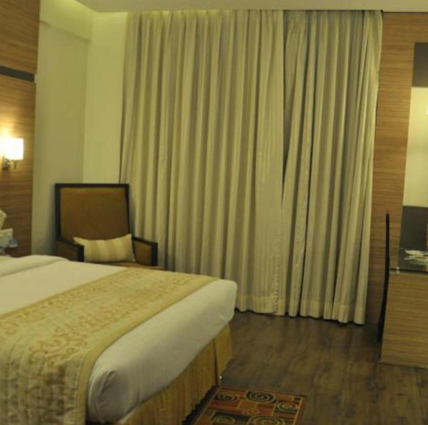Hotel The Habitare Gurgaon