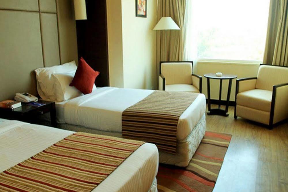 Park Airport 4*