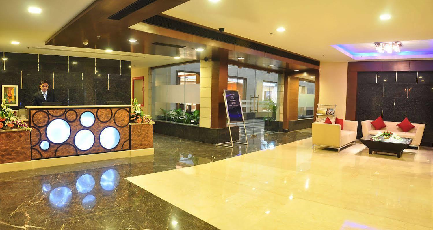 Hotel Park Airport 4*