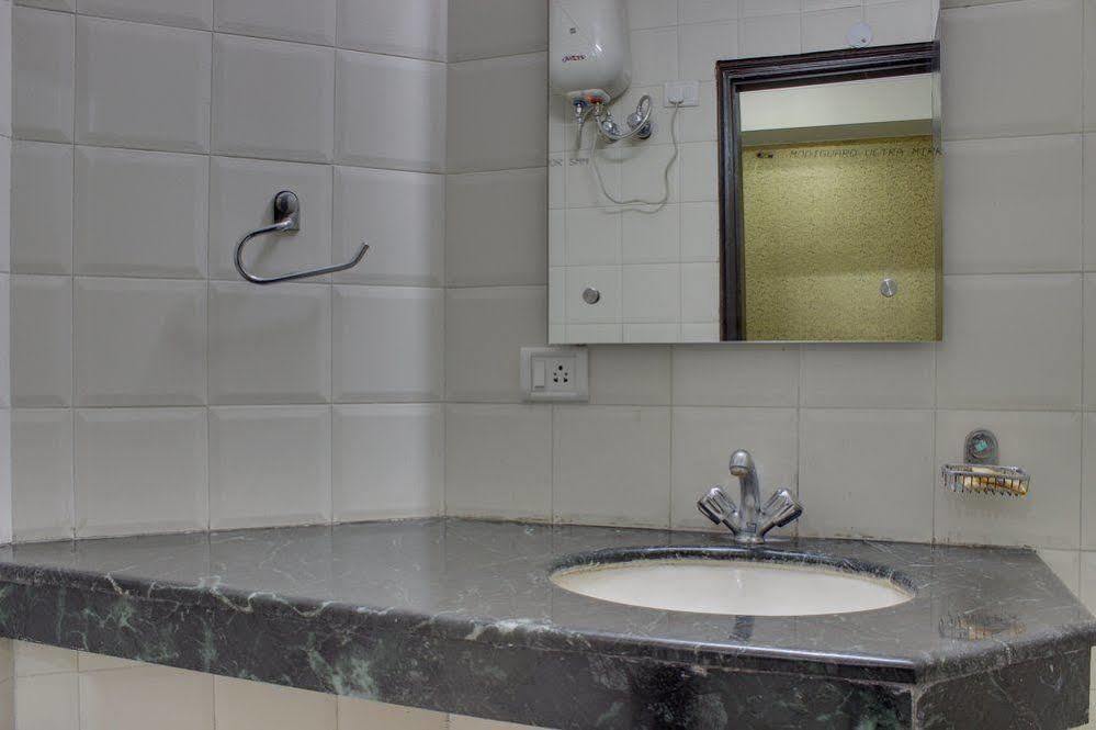 Oyo Rooms, Cyber Park