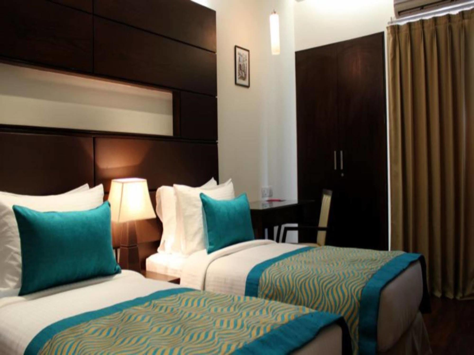 Hotel Stately Mg Road Gurgaon