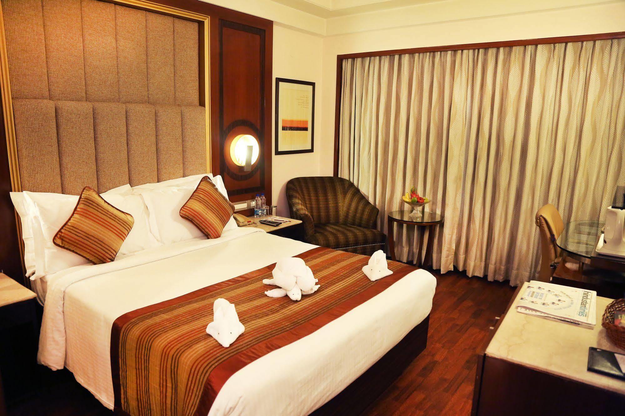 Hotel The Acura, Bmk