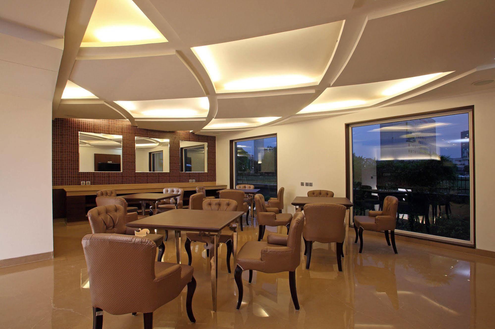 Yuhi Hospitality - Speciality Japanese Corporate House Hotel