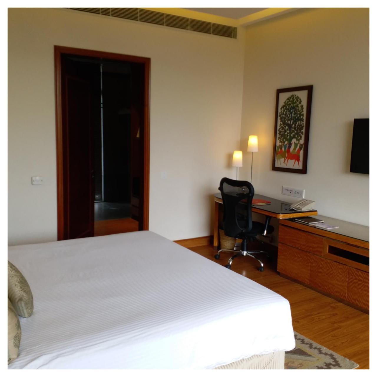 Taj Damdama & Spa, Gurugram 5*