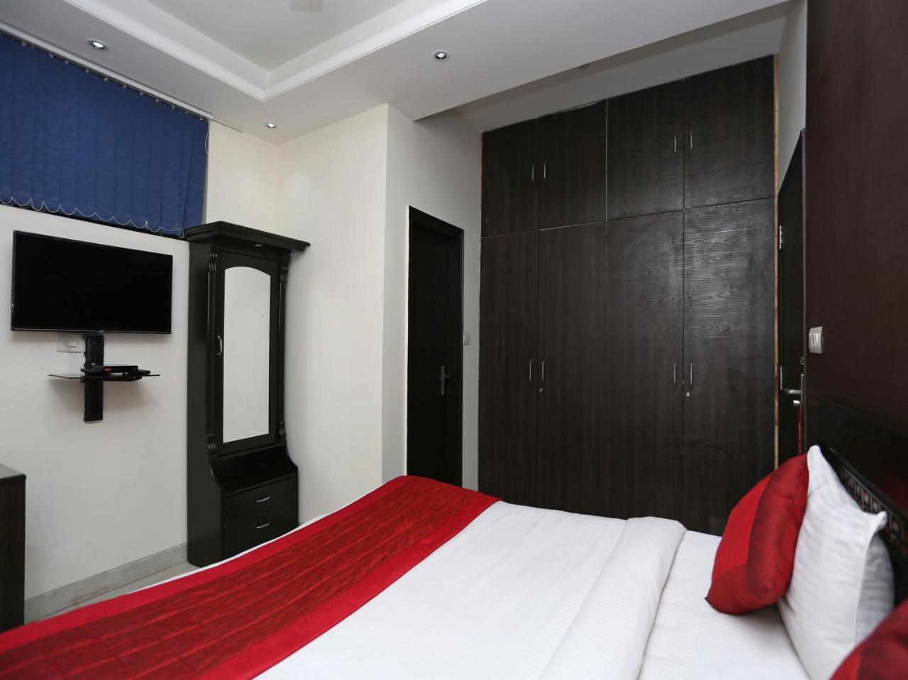 Hotel Oyo 16410 Retreet Gurgaon