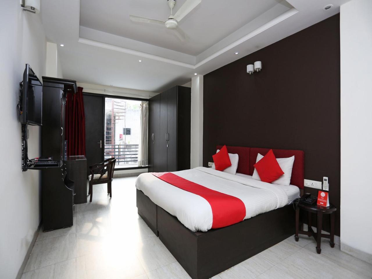 Hotel Oyo 16410 Retreet Gurgaon