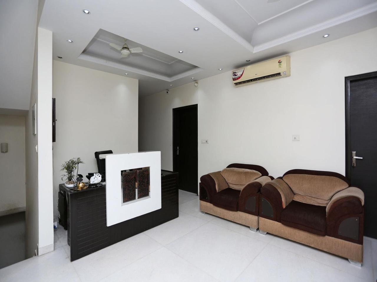Oyo 16410 Retreet 3* Gurgaon