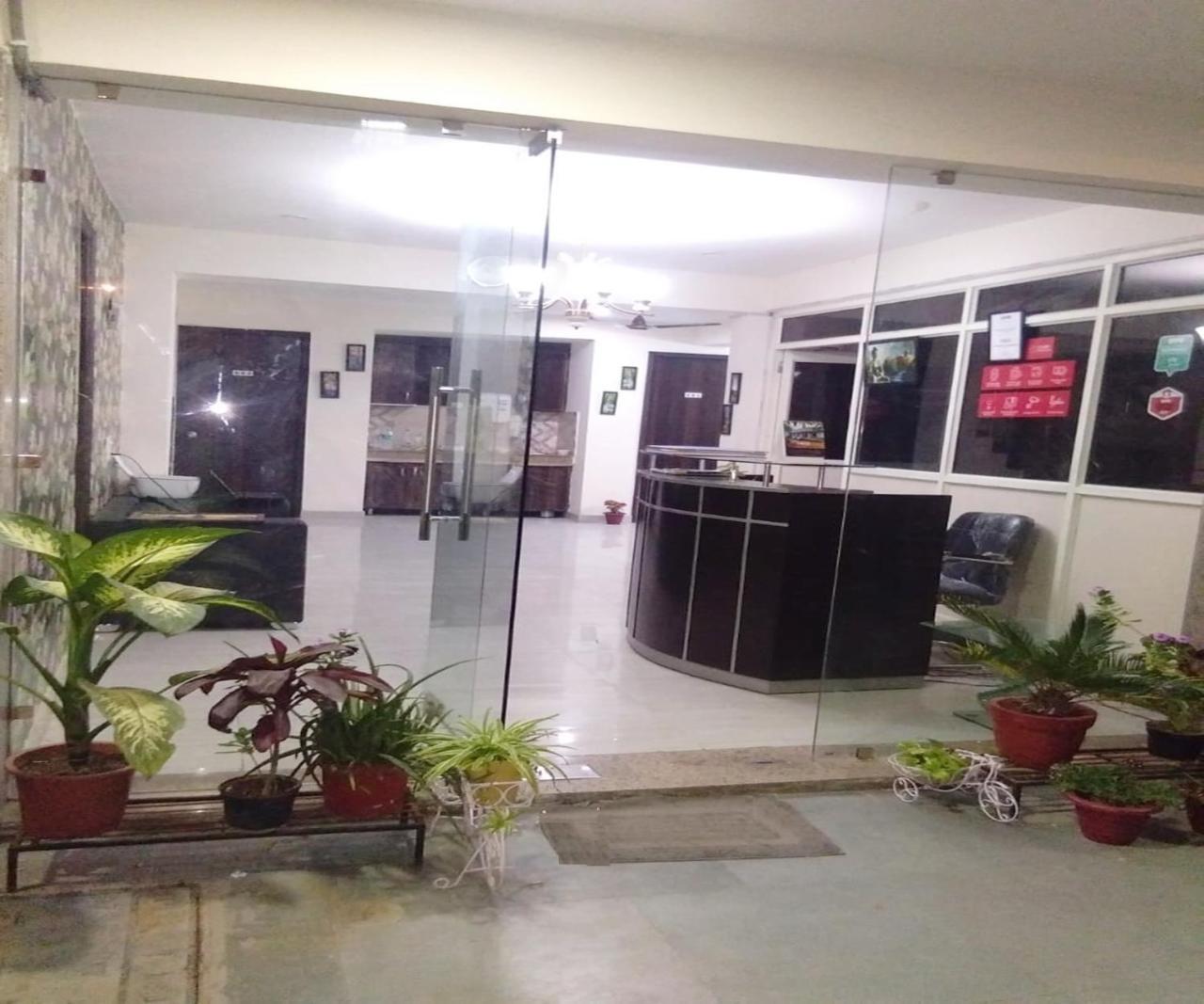 Niketan Medanta Service Gurgaon