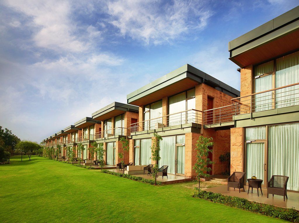 Taj Damdama & Spa, Gurugram Resort Gurgaon