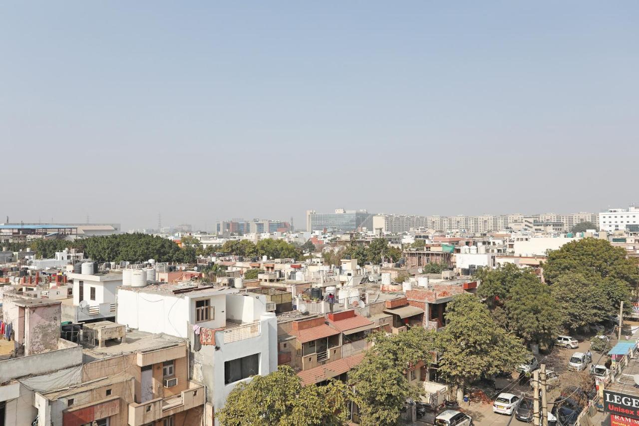 Oyo 2482 K V Complex Hotel Gurgaon