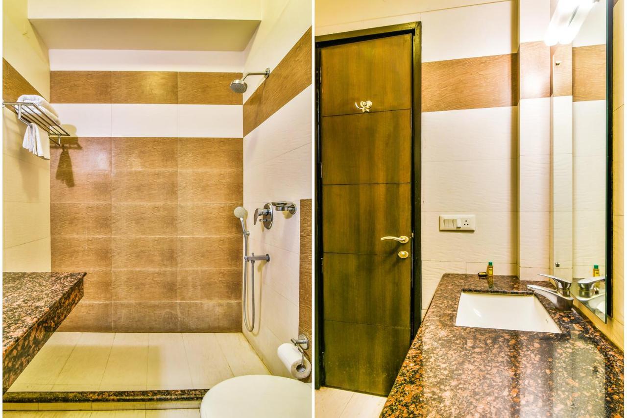 Hotel Fabhotel First Star Golf Course Road