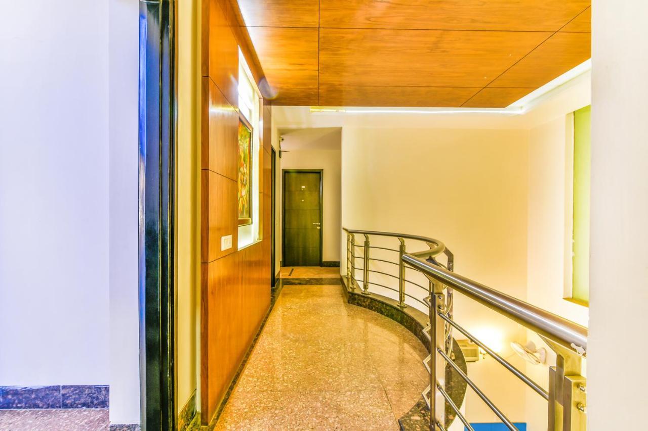 Fabhotel First Star Golf Course Road Hotel