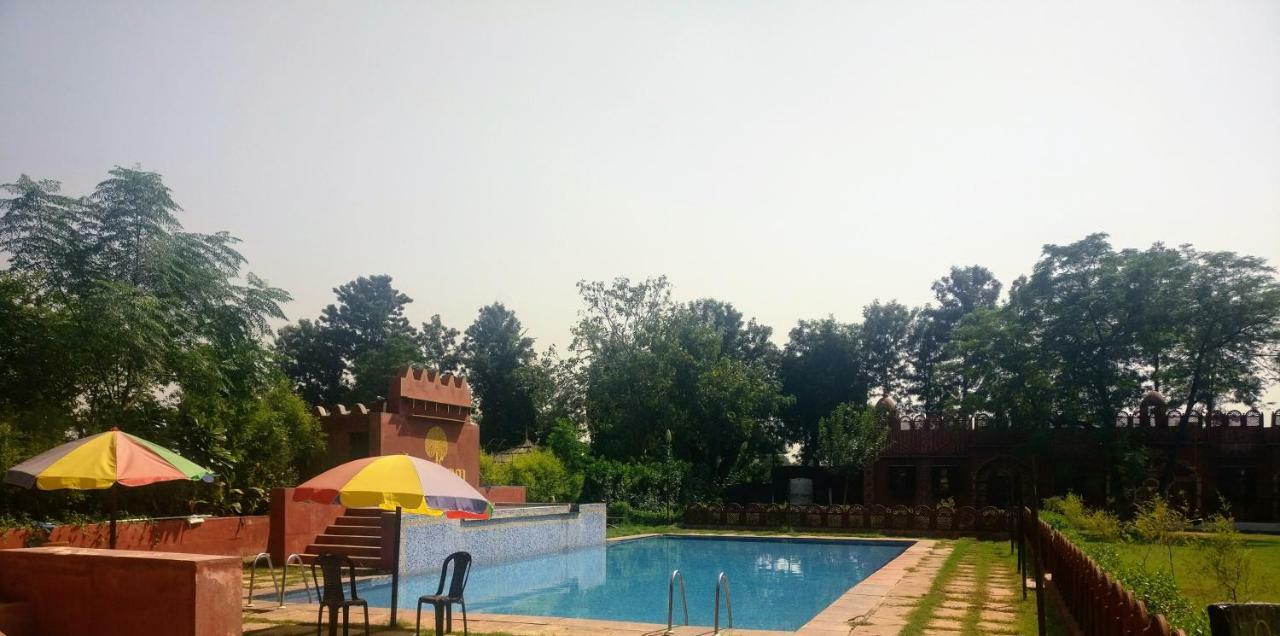 Surjivan Resort