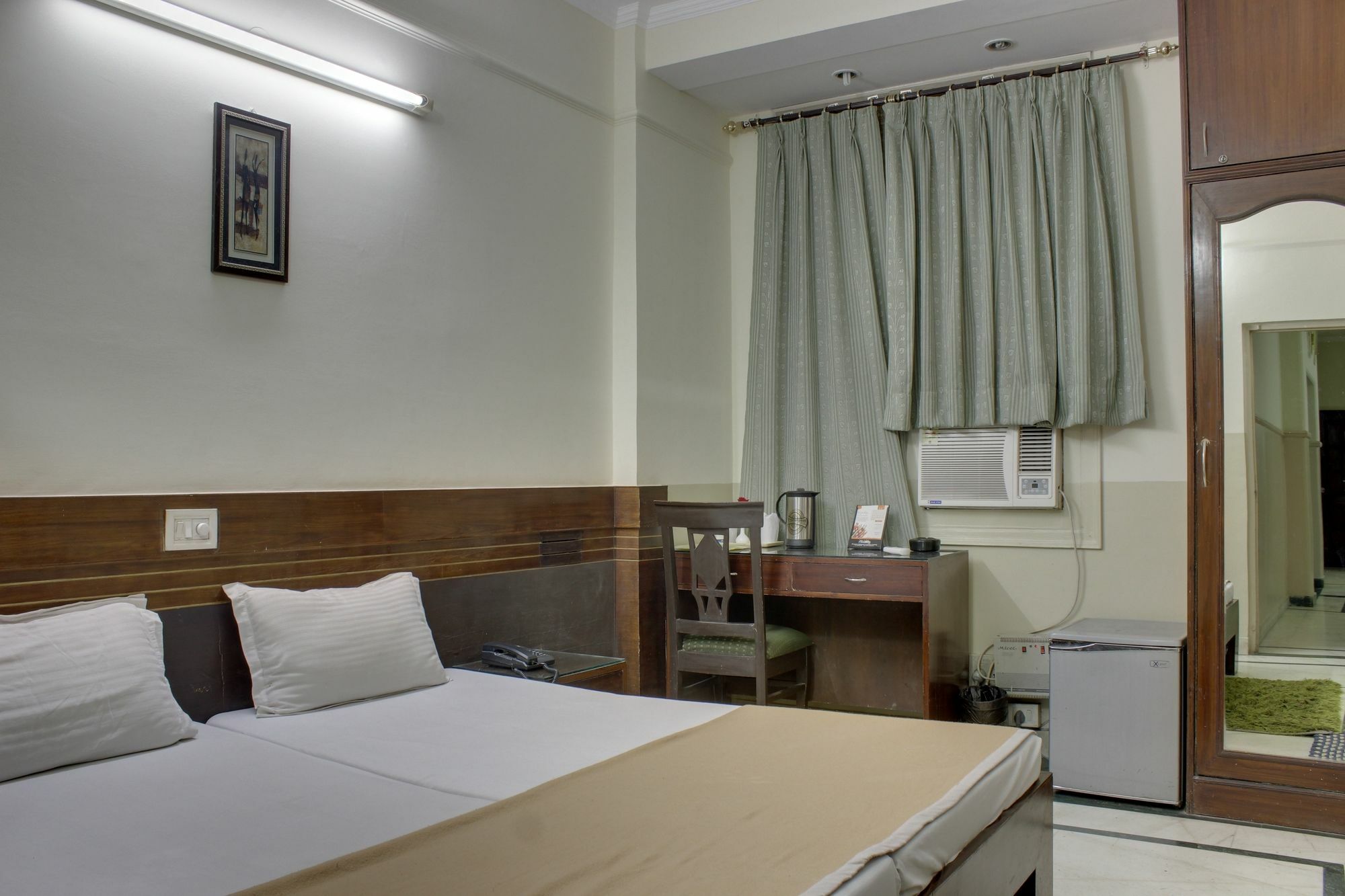 Hotel Oyo 309 The Royal Residency