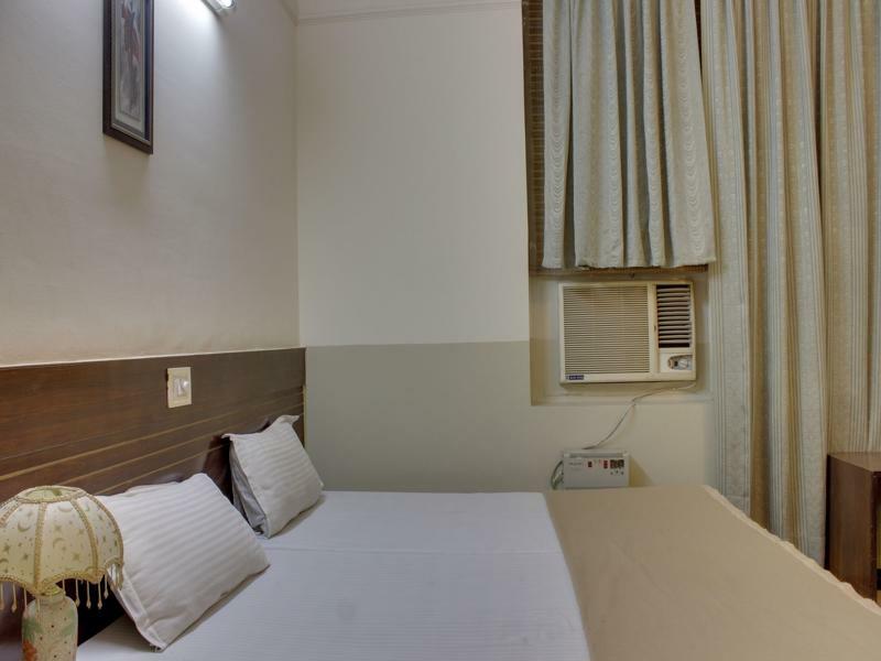 Hotel Oyo 309 The Royal Residency Gurgaon