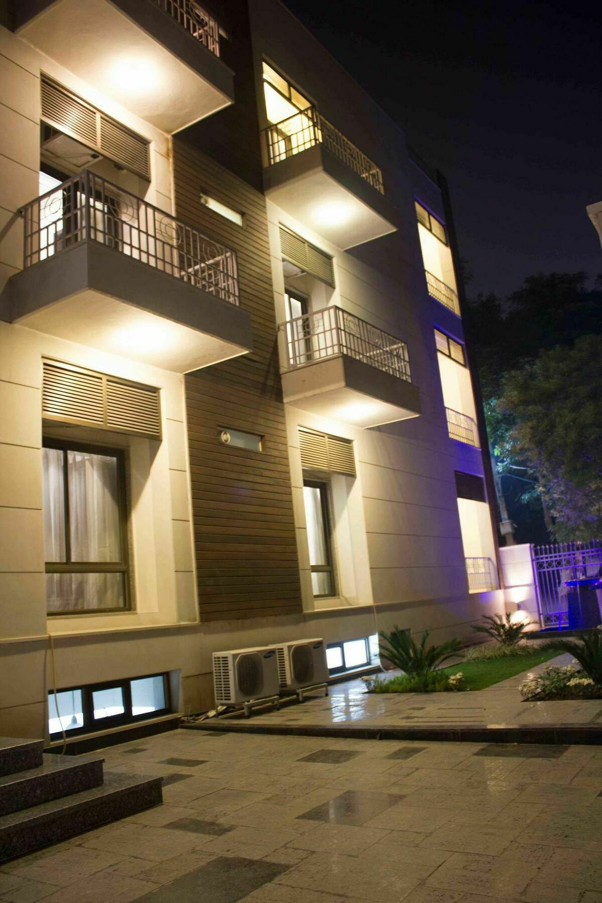 Hotel Stately Mg Road Gurgaon