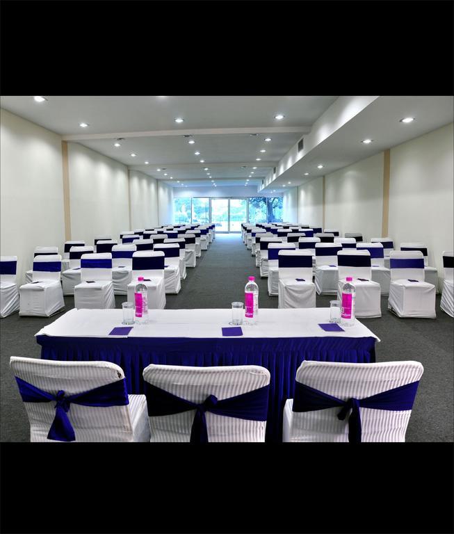 Park Airport 4*