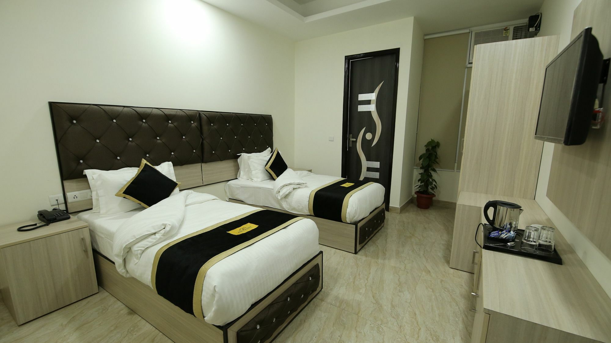 Kabul Palace 3*
