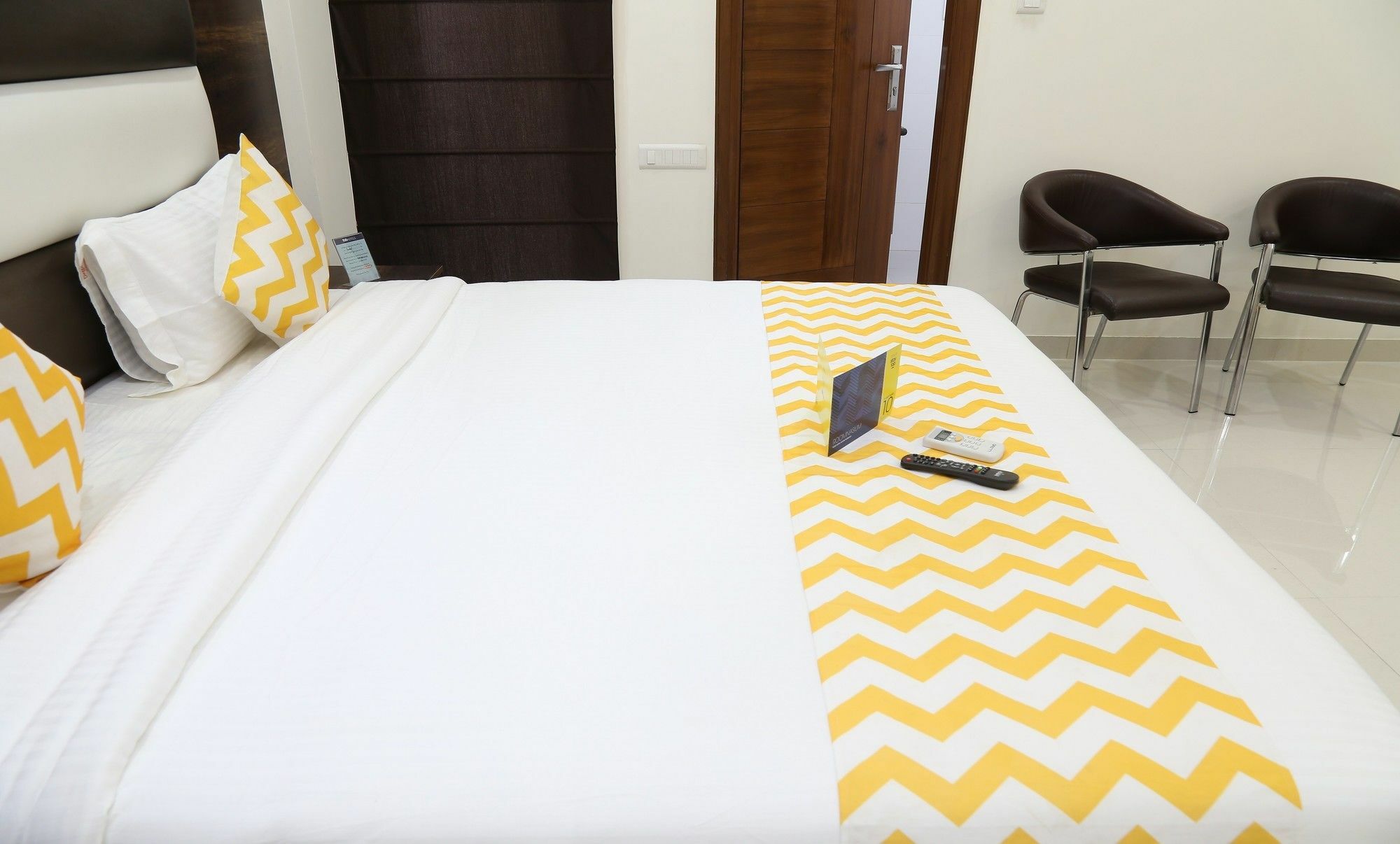 Hotel Fabhotel Daffodils Sohna Road