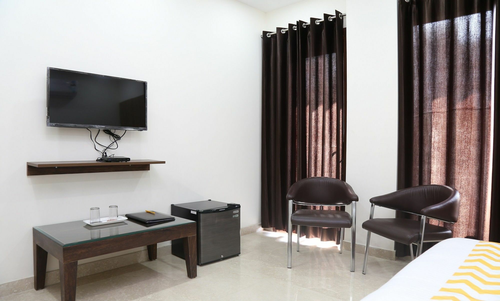 Fabhotel Daffodils Sohna Road Gurgaon