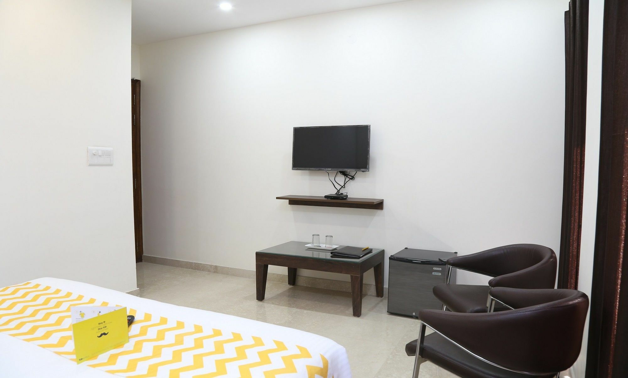 Hotel Fabhotel Daffodils Sohna Road Gurgaon