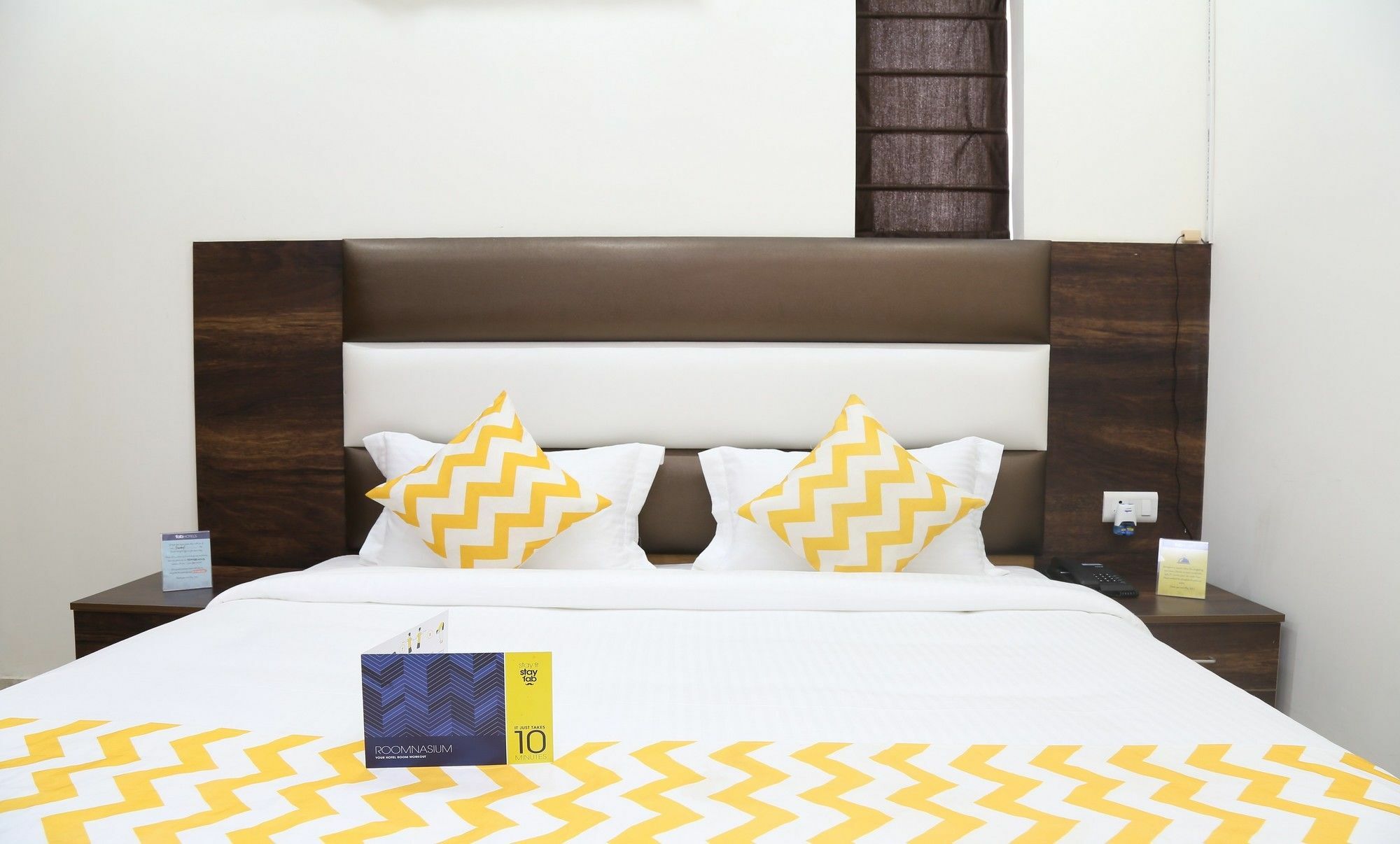 Hotel Fabhotel Daffodils Sohna Road 3*