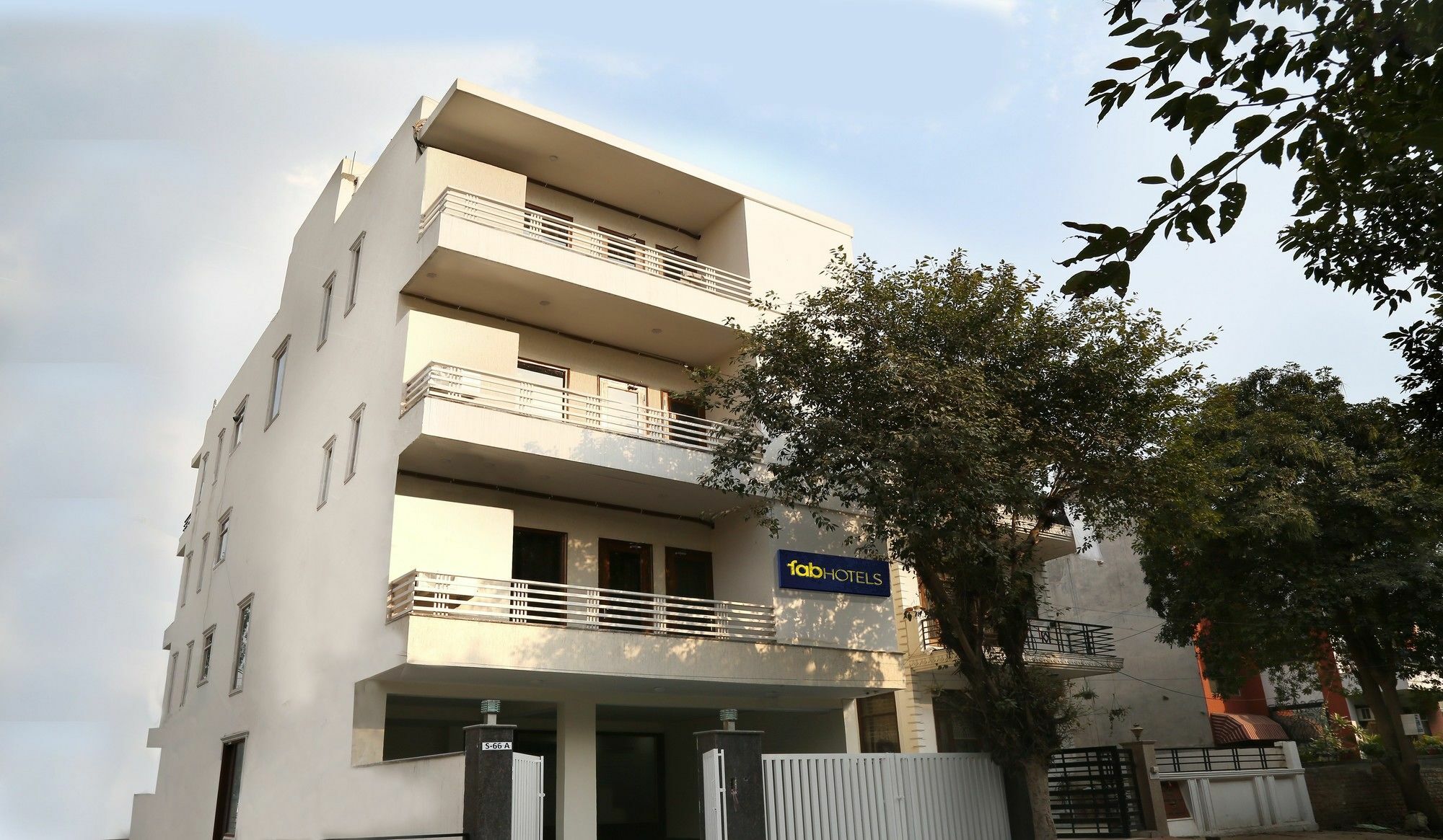 Fabhotel Daffodils Sohna Road Hotel 3*