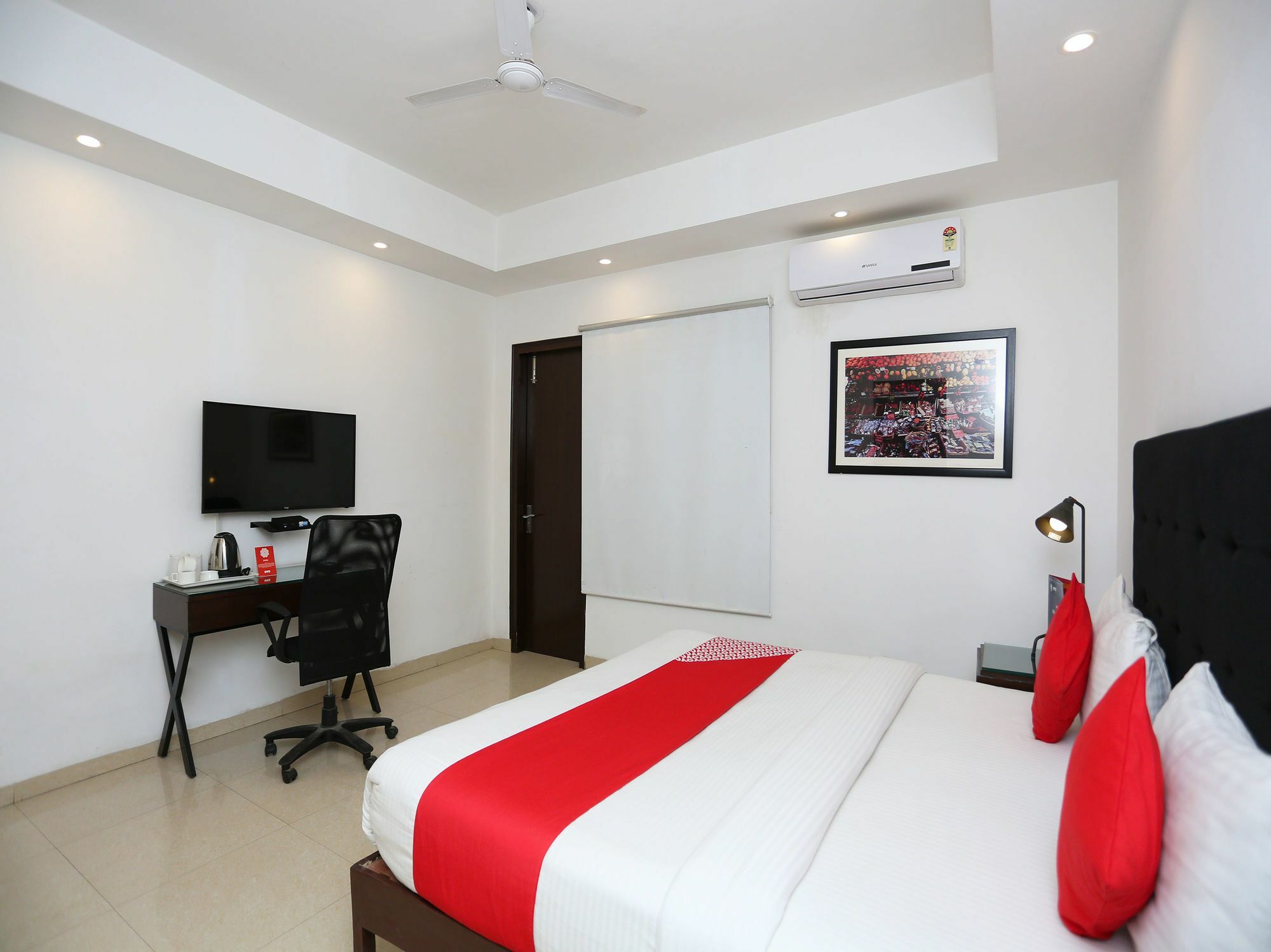 Oyo 16554 Golf Branson Hotel 3*