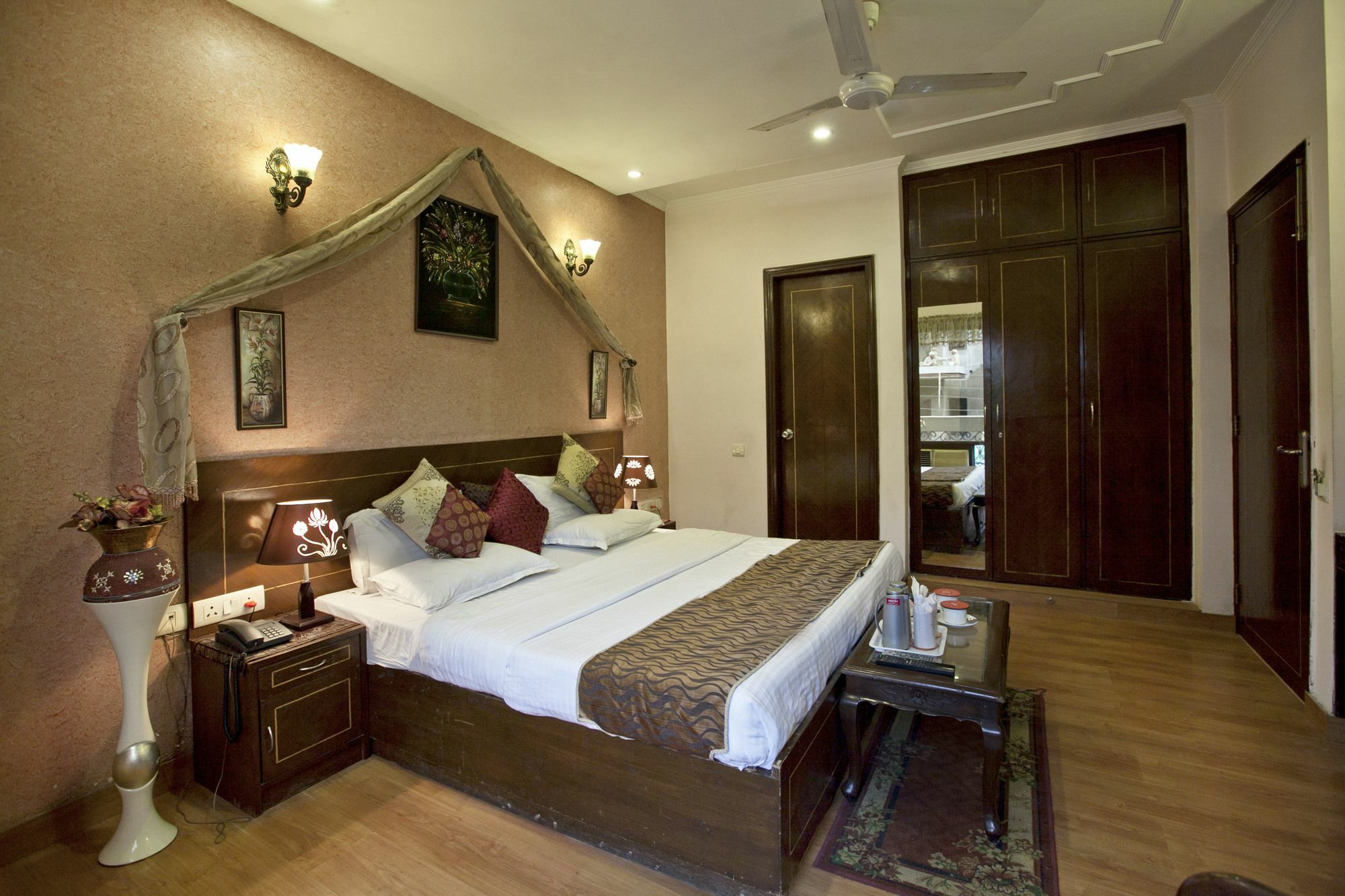 Hotel Oyo 566 Soni 3*