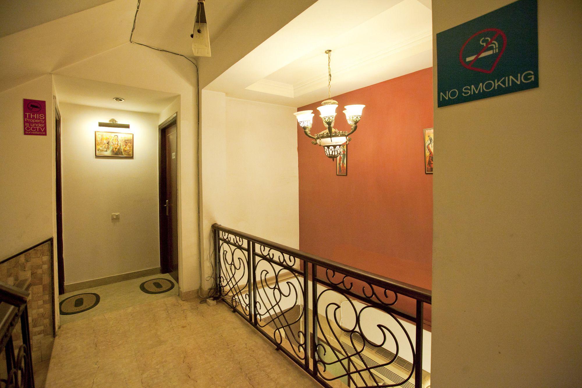 Oyo 566 Soni Gurgaon