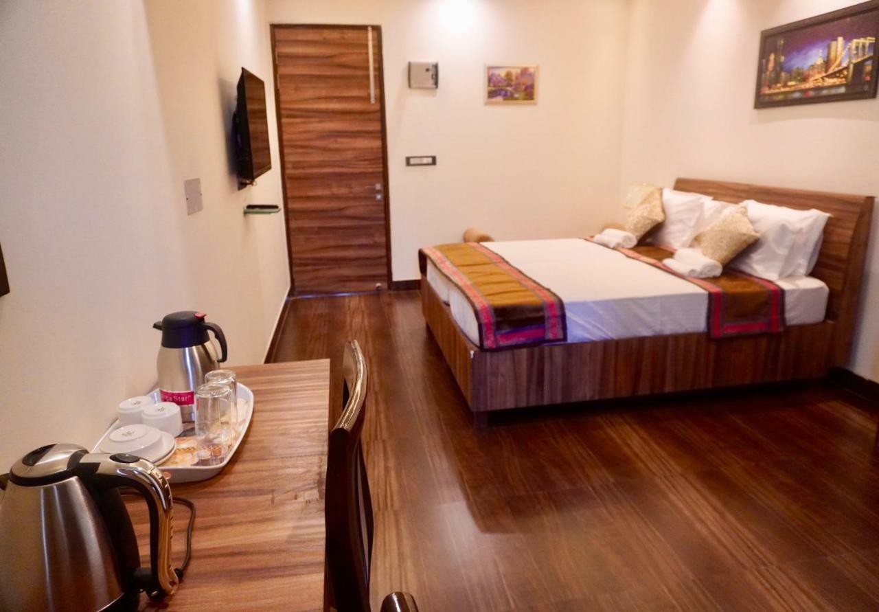 Saavi Golf Course 3* Gurgaon