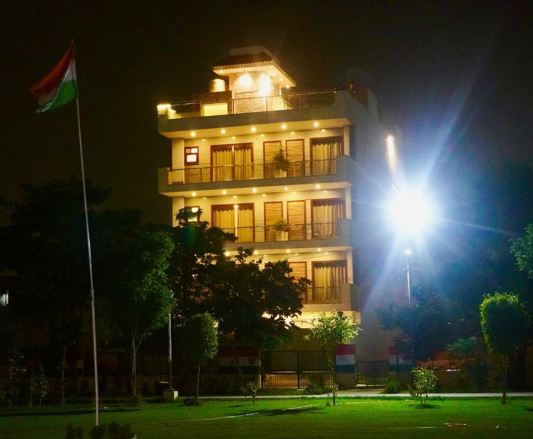 Saavi Golf Course Hotel