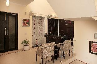 Ahuja Residency Cyber City I 3* Gurgaon