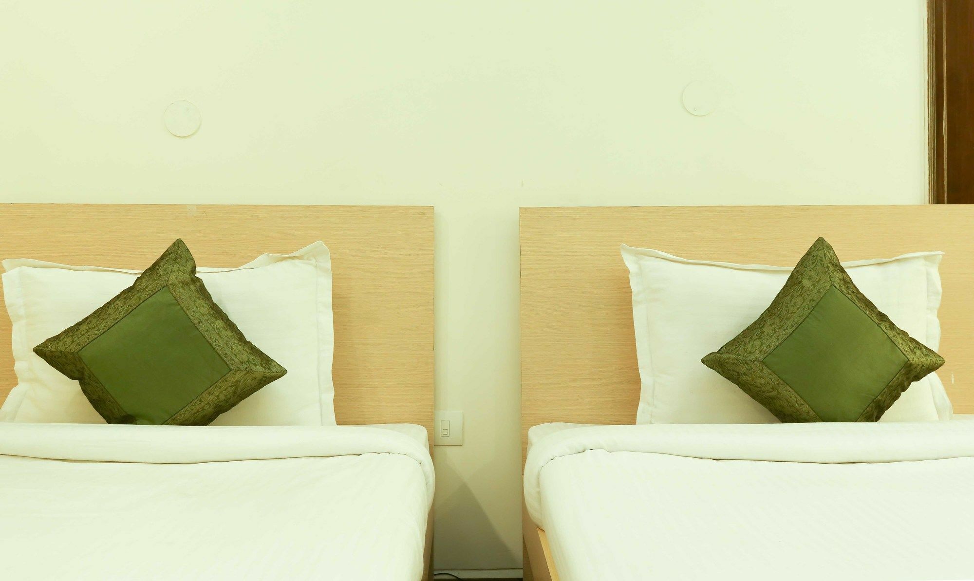 Hotel Treebo Trip 101 Medicity 3*
