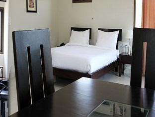 7110 Residency Hotel