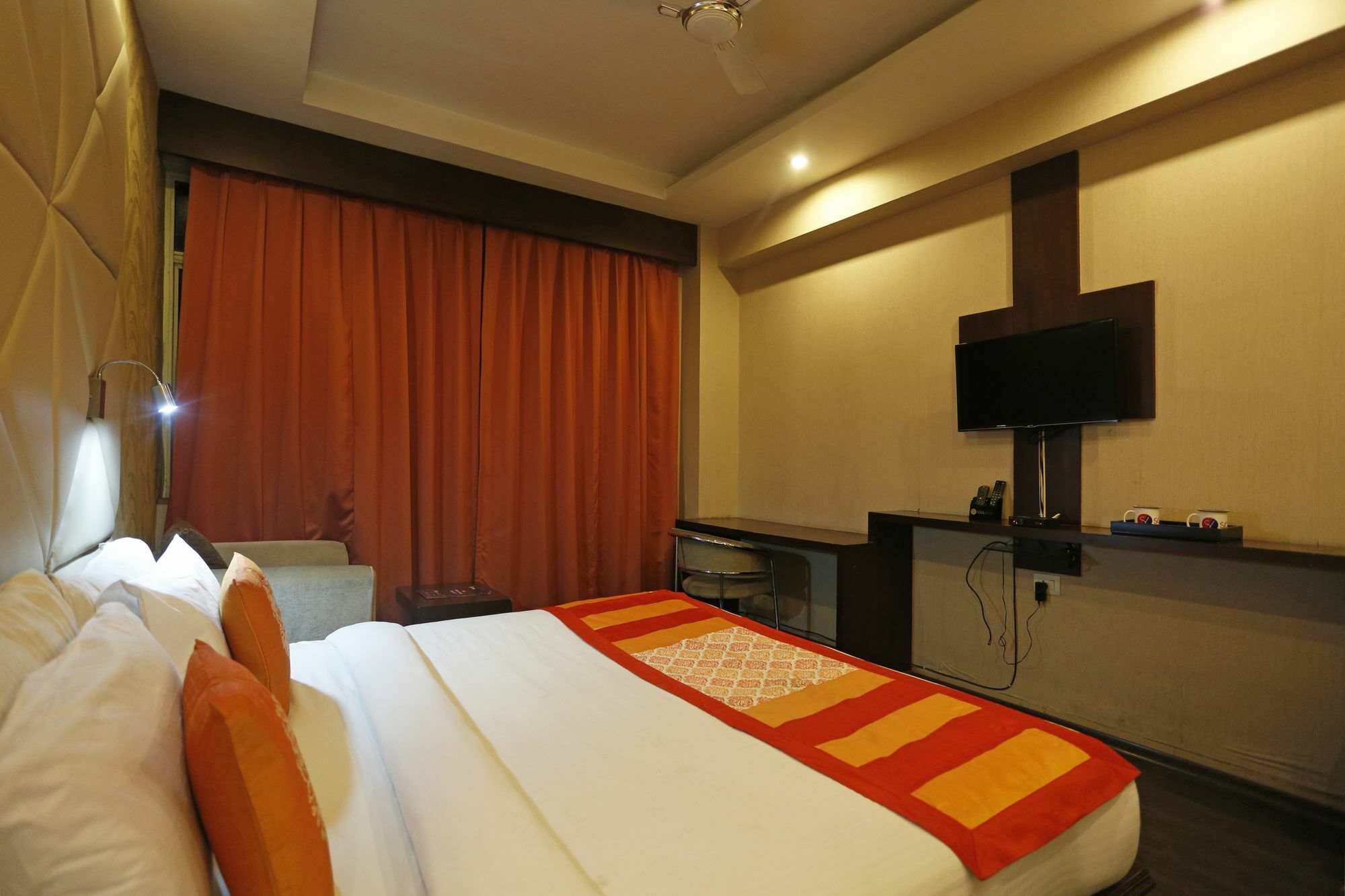 Hotel Oyo 7281 Almati