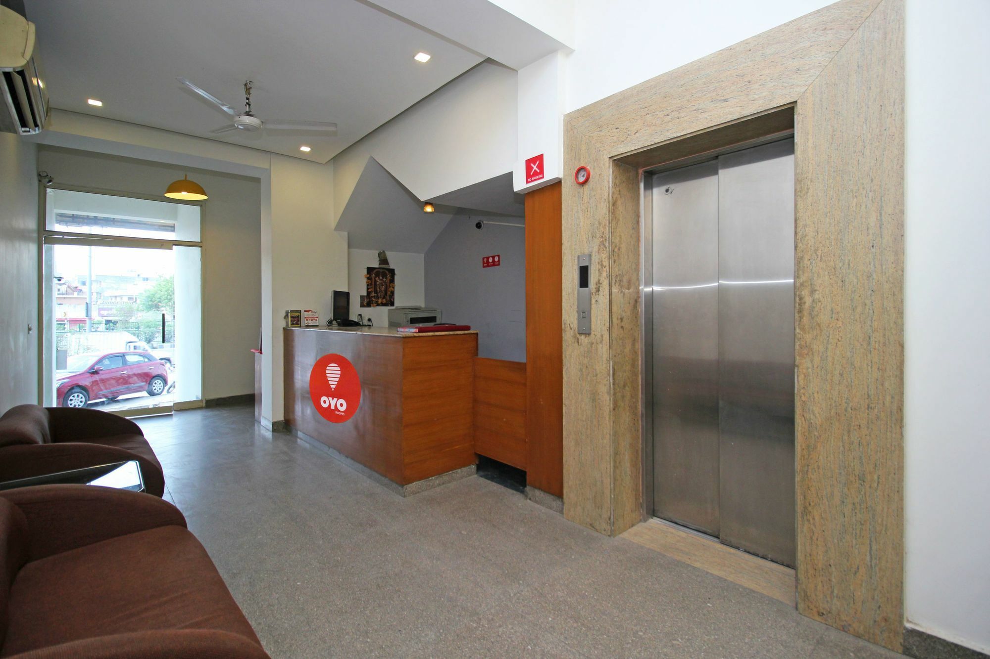 Oyo 9012 Dream View Gurgaon