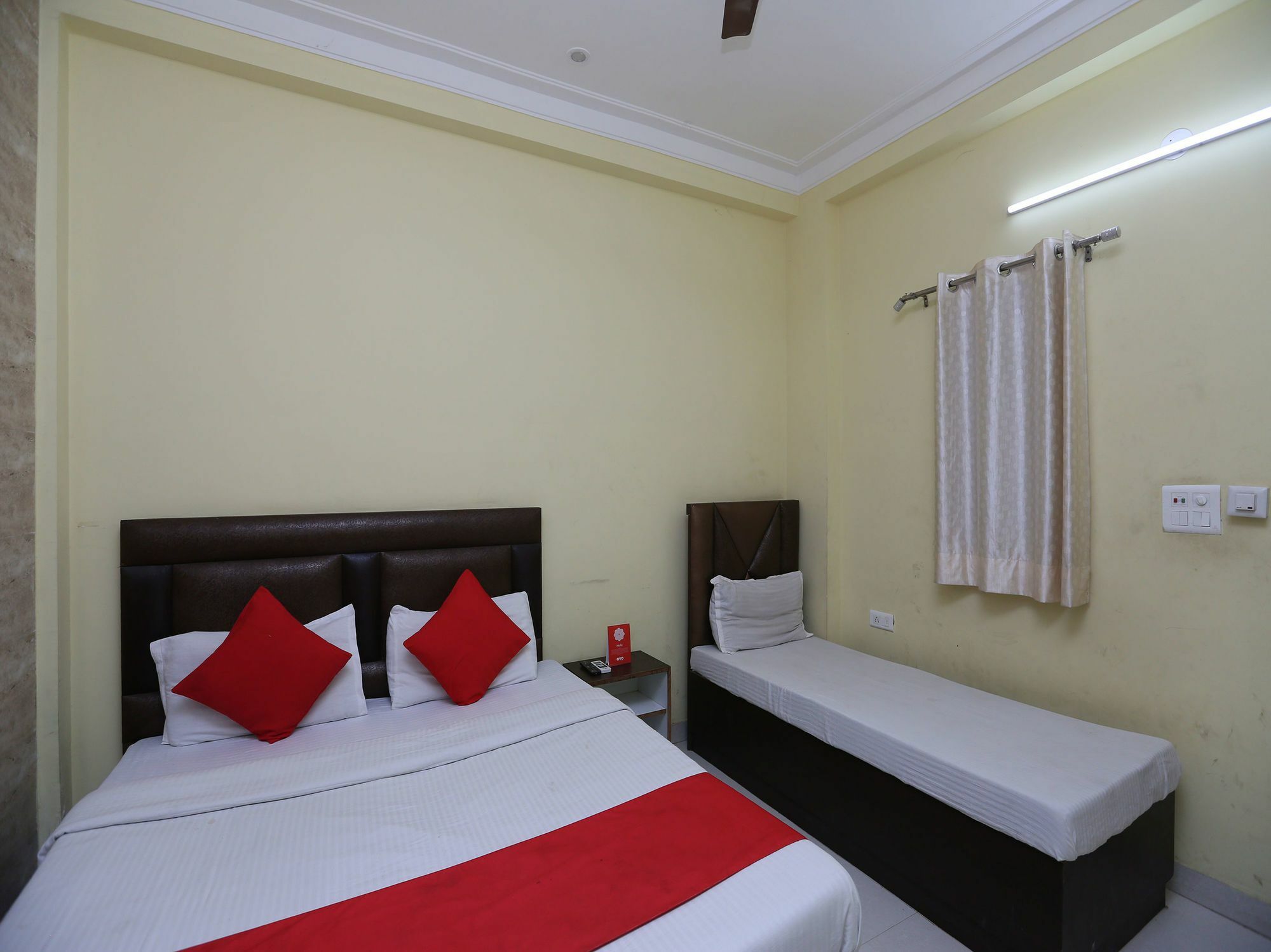 Oyo 14279 Haven Hotel 3*
