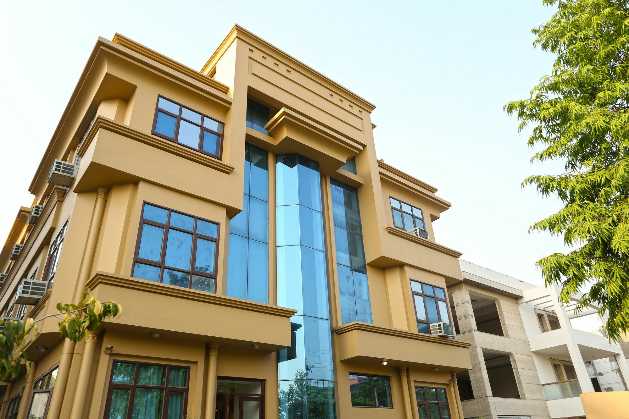 Oyo Townhouse 330 Mg Road Metro Station Hotel 3*