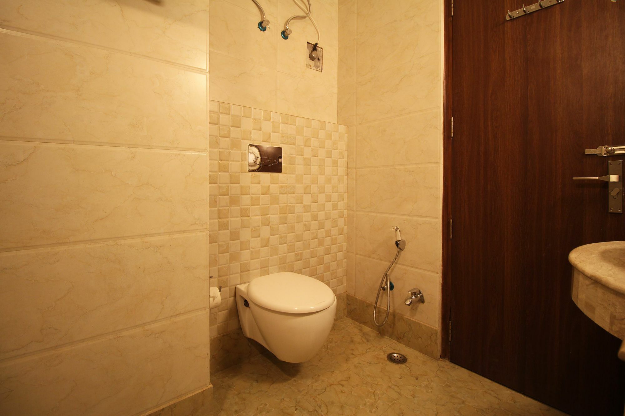 Oyo Townhouse 330 Mg Road Metro Station Hotel 3*