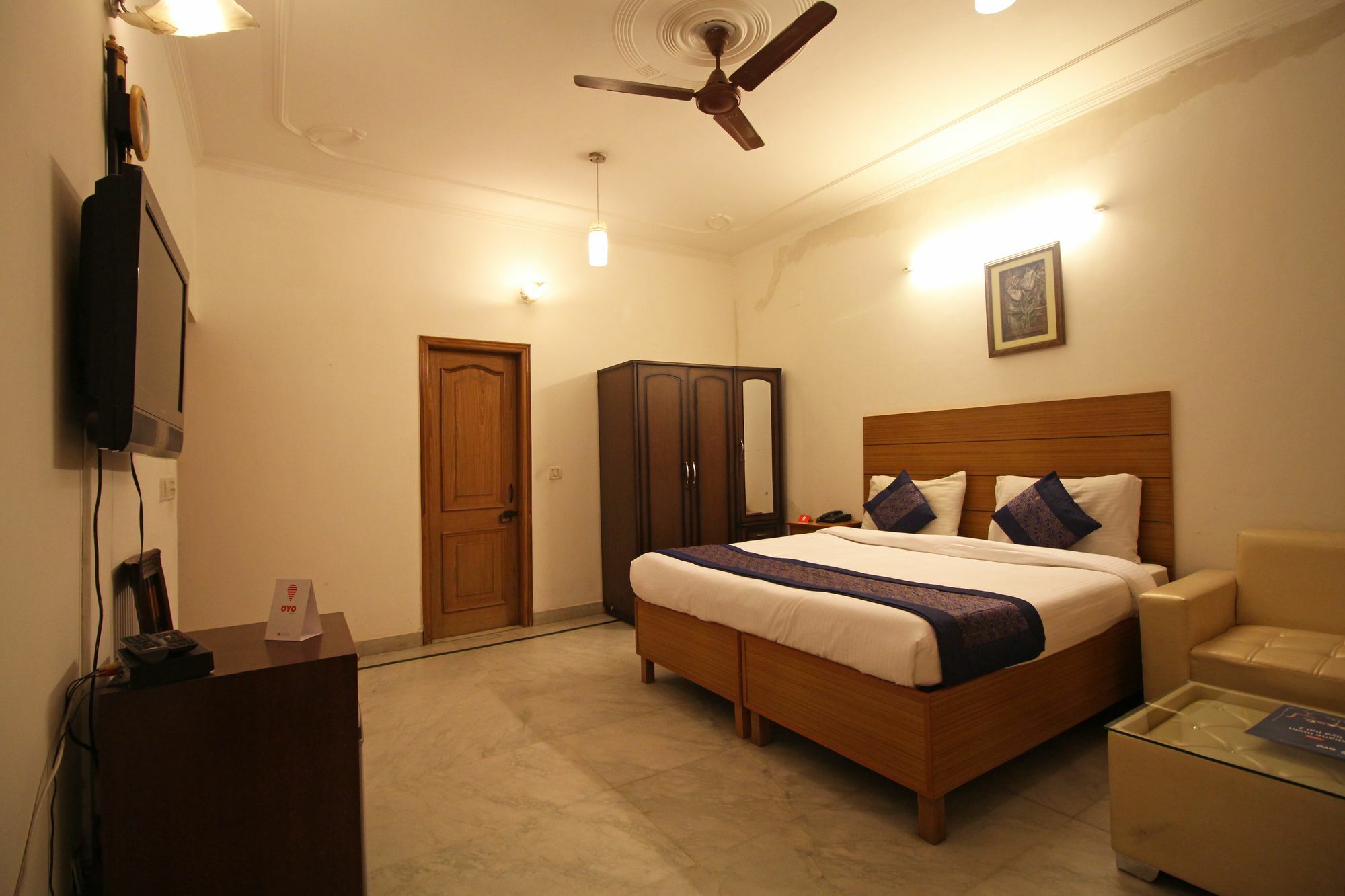 Oyo 6835 Residency Hotel