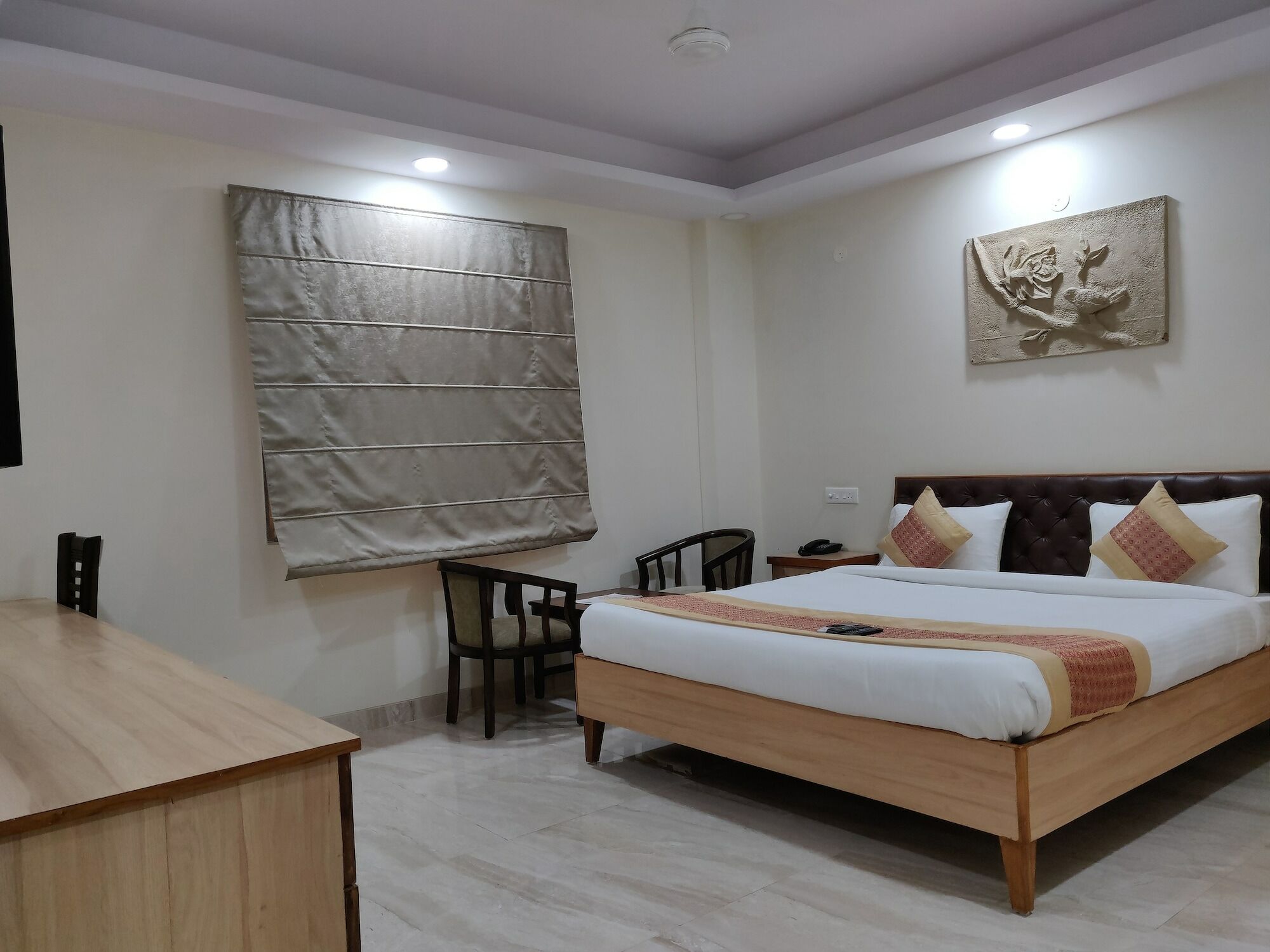 Treebo Sai Village Gold Souk - Sec 43 Hotel