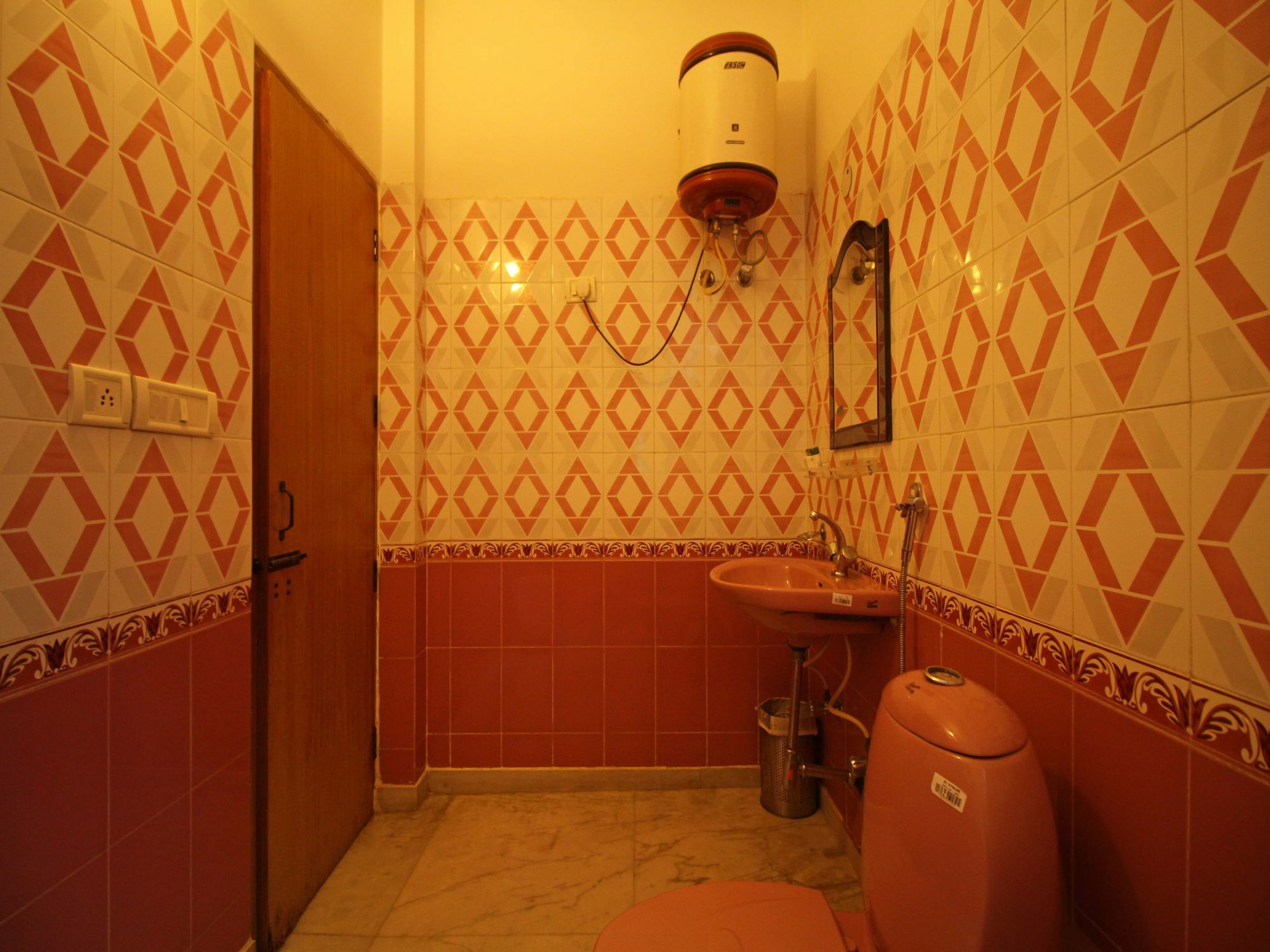 Hotel Oyo 6835 Residency 2*